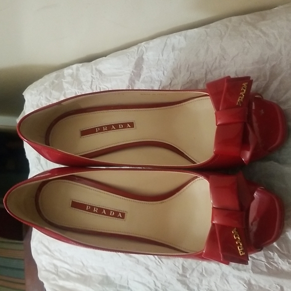 PRADA patent leather peep toe bow wedges. Worn 2x. - Picture 2 of 8